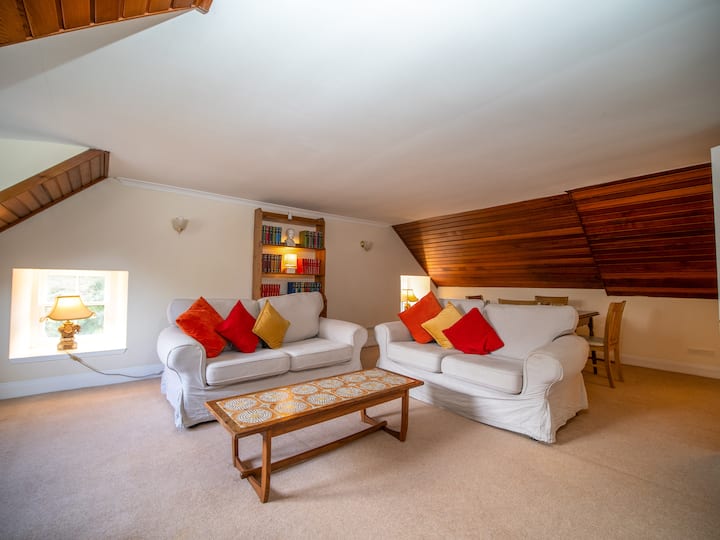 Perfect For Exploring The West,  Near Loch Lomond - Gourock