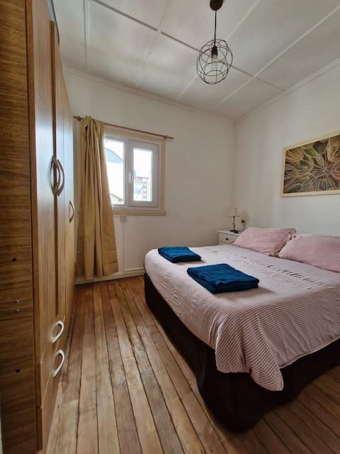 Centrally located apartment equipped for 5 people