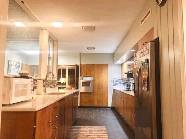 12 Best Airbnb Vacation Rentals In Albany, Updated 2024 Trip101