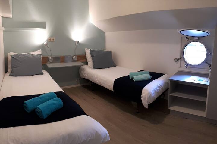Group accommodation Rooms on Water gallery image 3