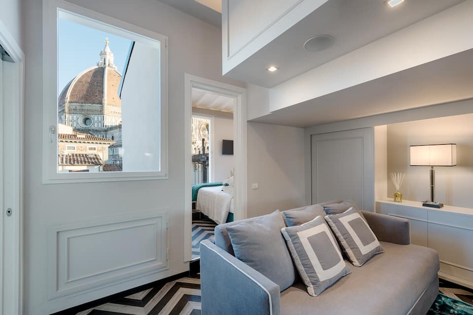 A penthouse beside the Duomo, Florence, Tuscany, Italy, photo 5 of 10