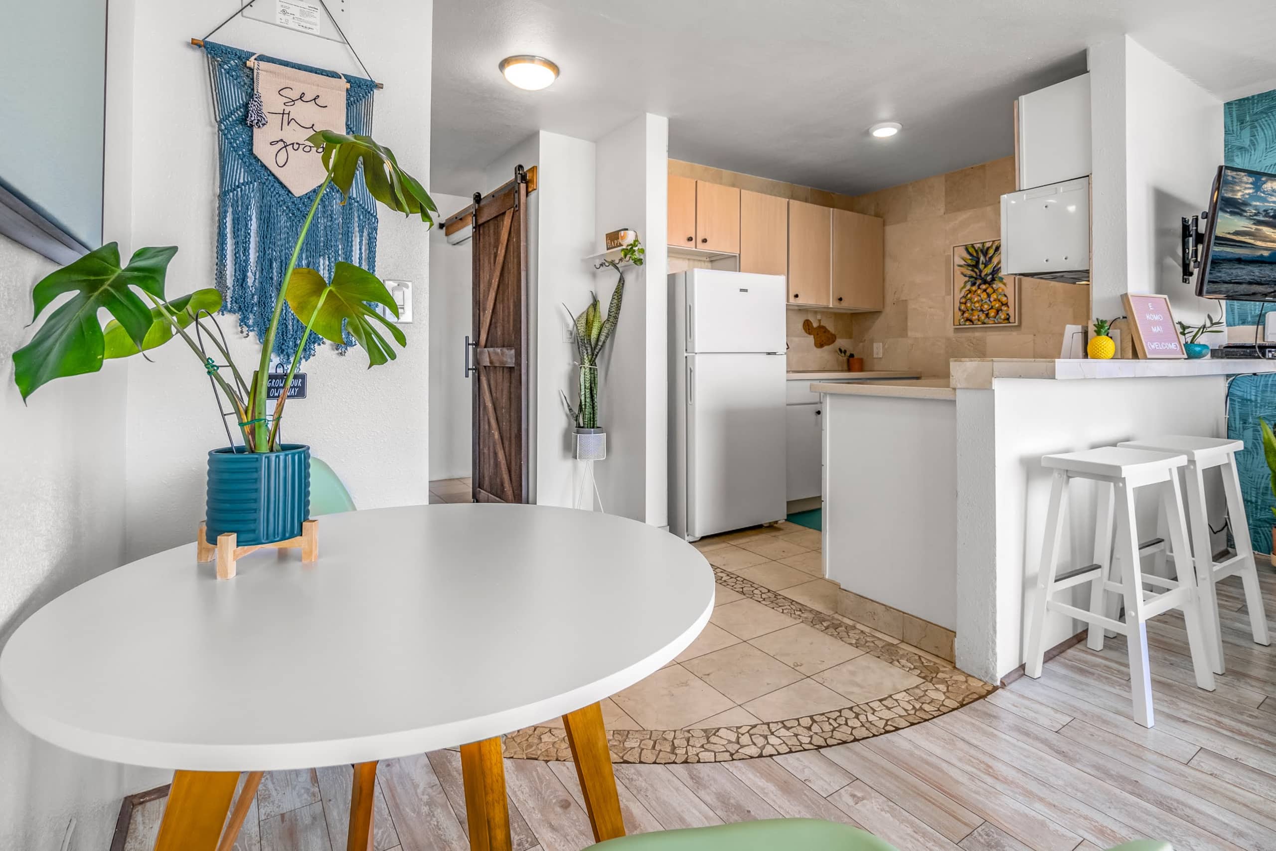 Condo in Kihei · ★4.85 · Studio · 1 bed · 1 bath - Image 4