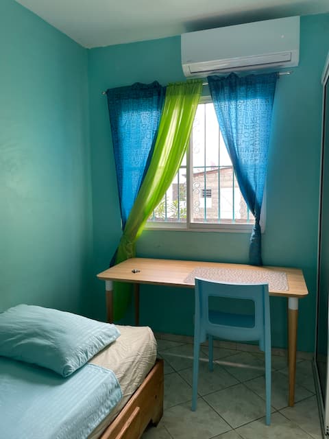 Private Room Single Eco - Casa Azul Apartment