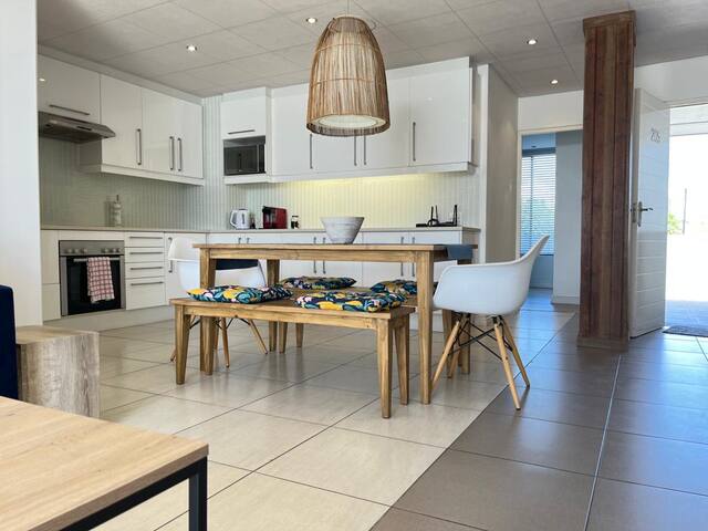 205 Ocean Mist luxury apartment gallery image 2