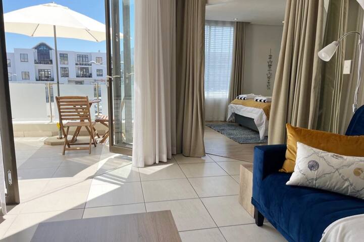 205 Ocean Mist luxury apartment gallery image 5