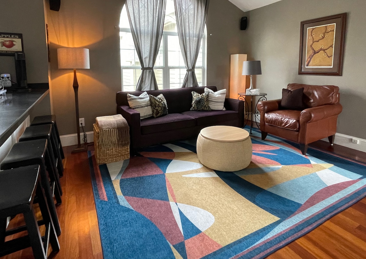 Allandale Guesthouse: Your Peaceful Austin Retreat