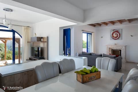 Villa Rose on the beach