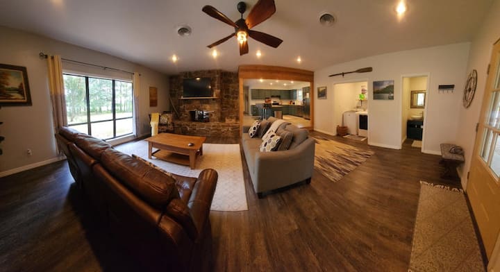 Russellville Lakehouse with private dock
