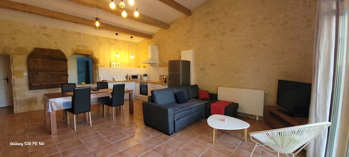 ห้องหลักขนาด 65 ตร.ม.