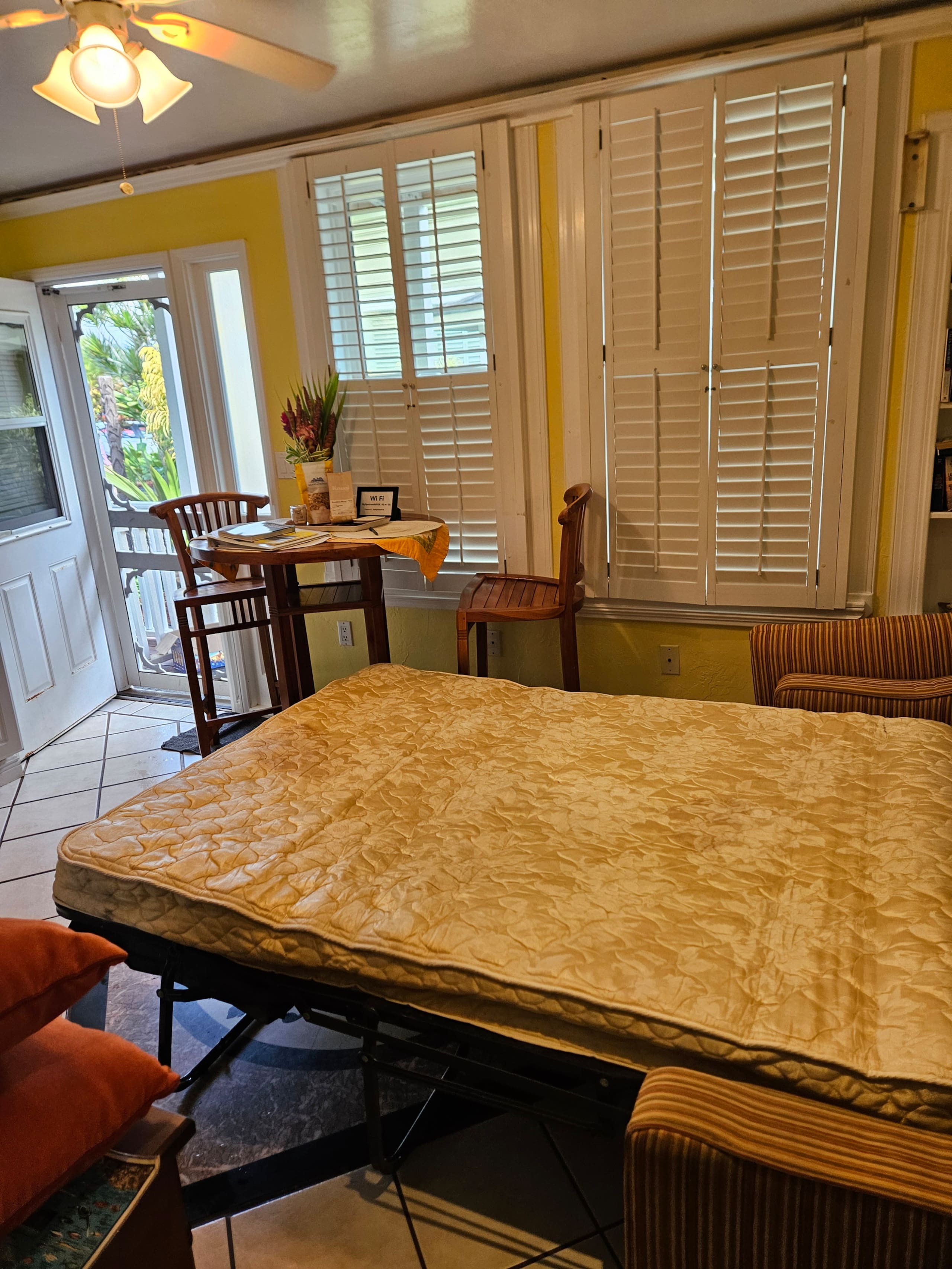 Cozy, charming secluded 1 bedroom close to beach - Photo 12