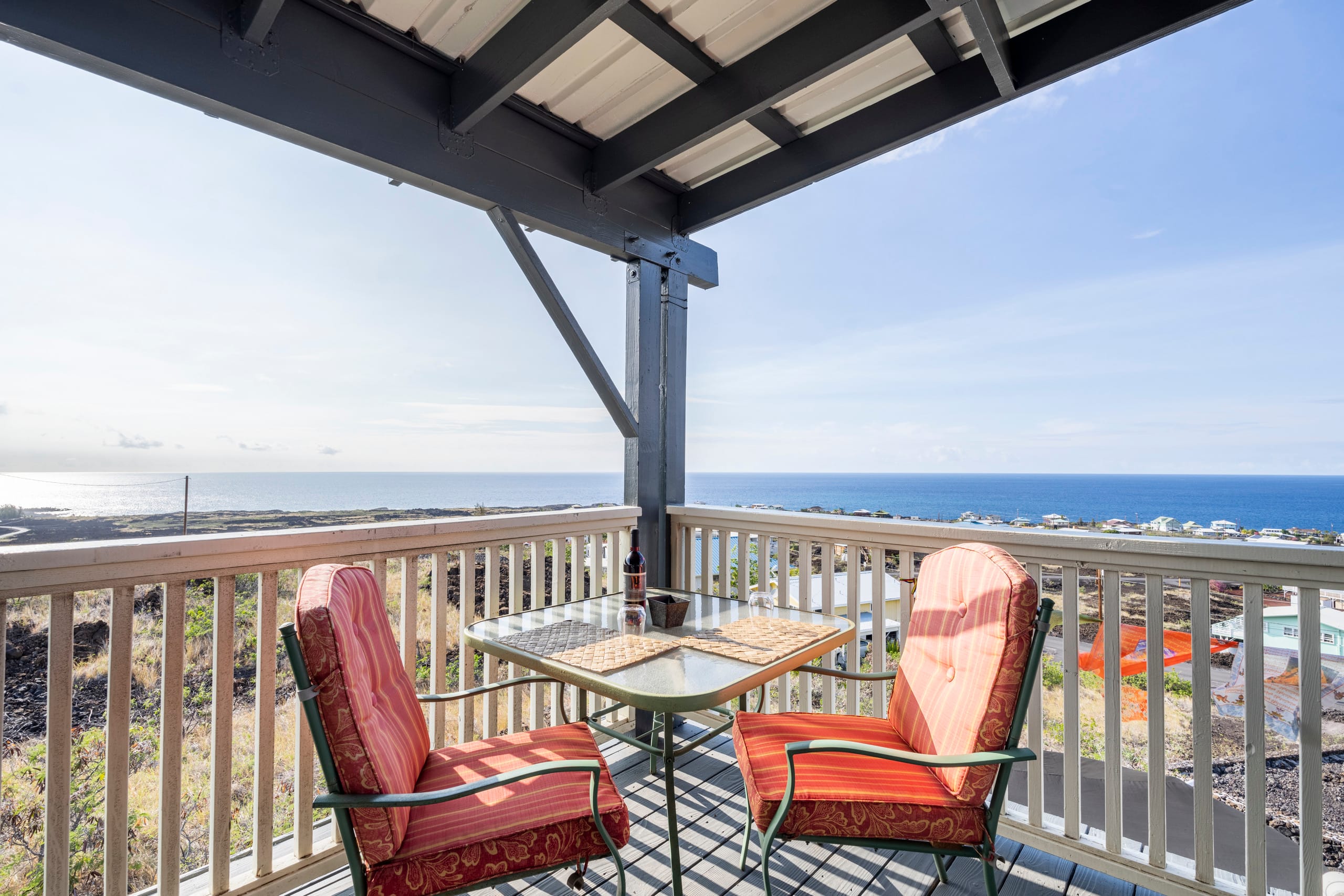 South Kona Home with a Sweeping View - Image 15