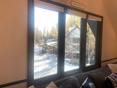 Popular Airbnb listing: "Stay Awhile" a little slice of heaven on Earth! in Edwards