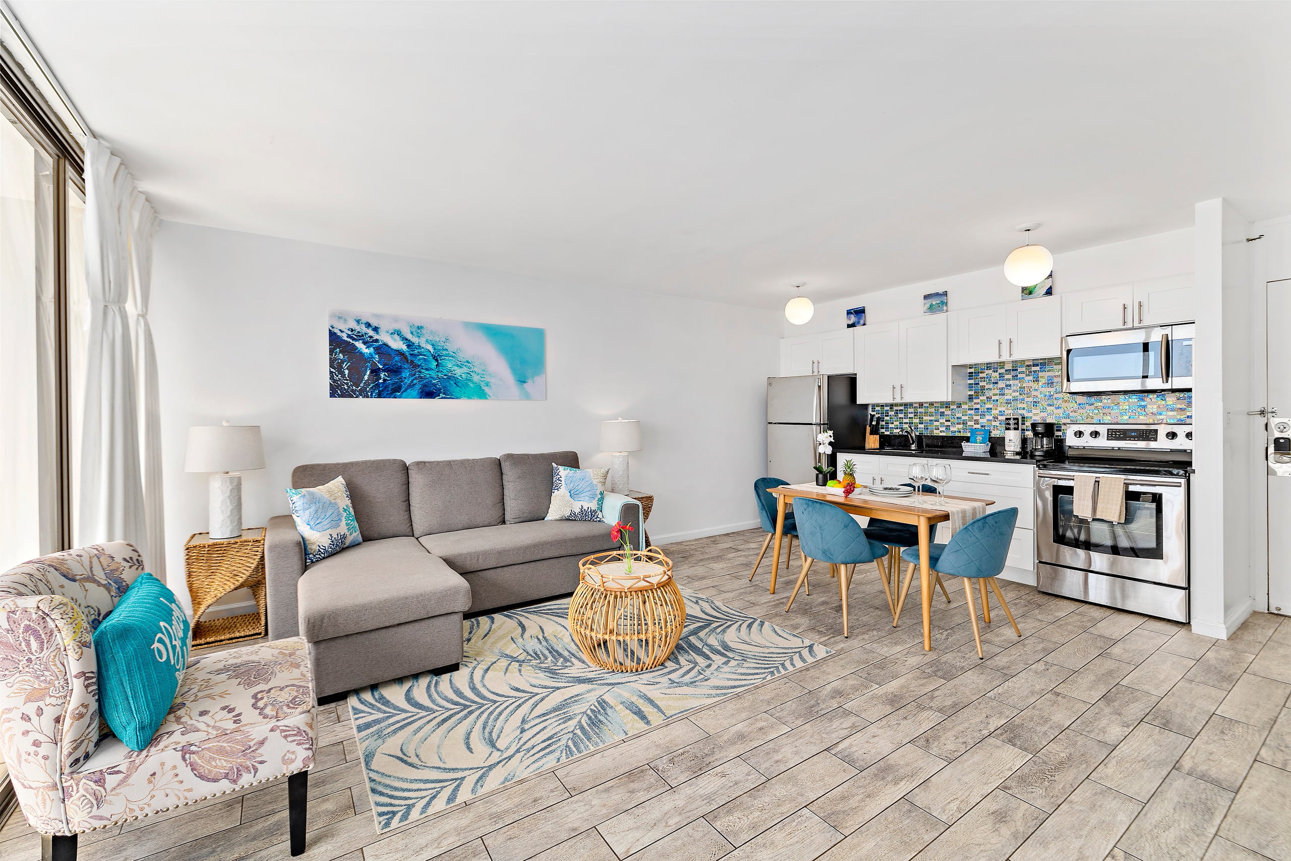 Condo in Honolulu · ★4.84 · 1 bedroom · 2 beds · 1 private bath - Image 10