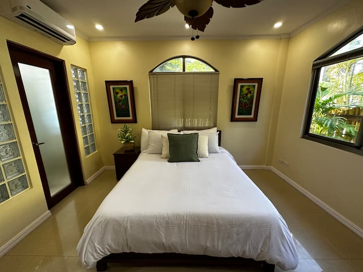 Chambre d'entrée
