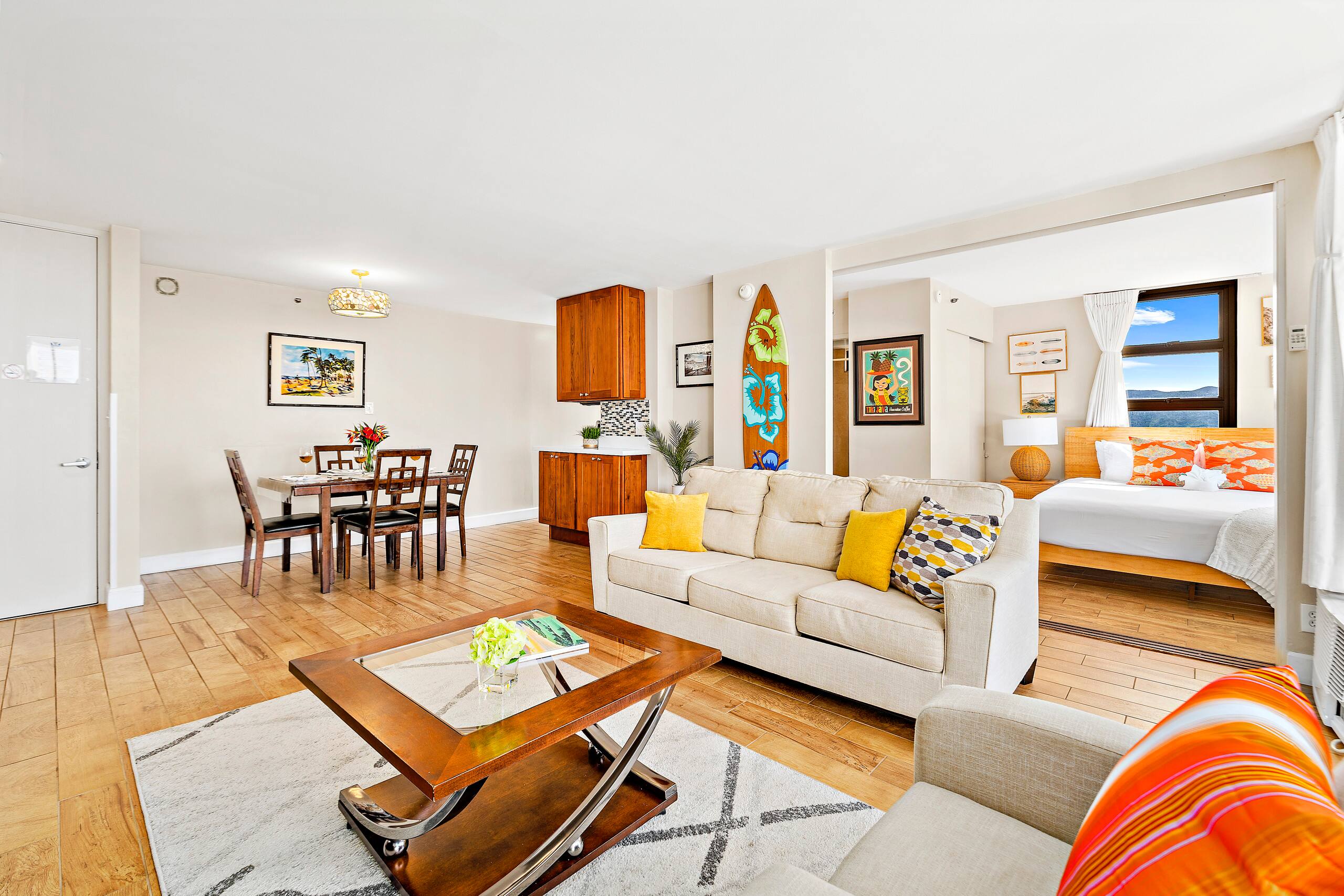 Condo in Honolulu · ★4.81 · 1 bedroom · 2 beds · 1 private bath - Image 6