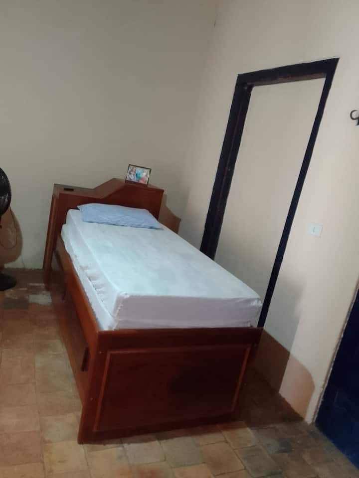 საძინებელი 2