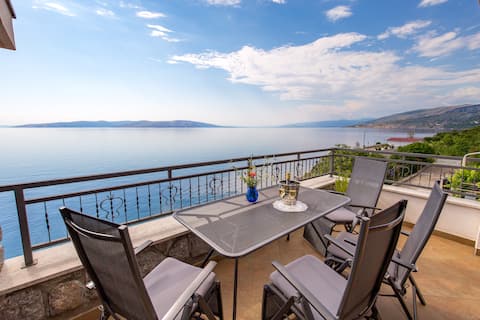 Successful Airbnb property: Amazing Sea View Apartment****(4+2) GAJETA in Sveti Juraj