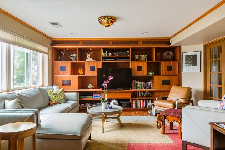 House of Blues on the Lake, Your Perfect Retreat gallery image 2