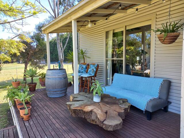 Coastal 3Acre Paradise-5min drive to beach&town gallery image 3