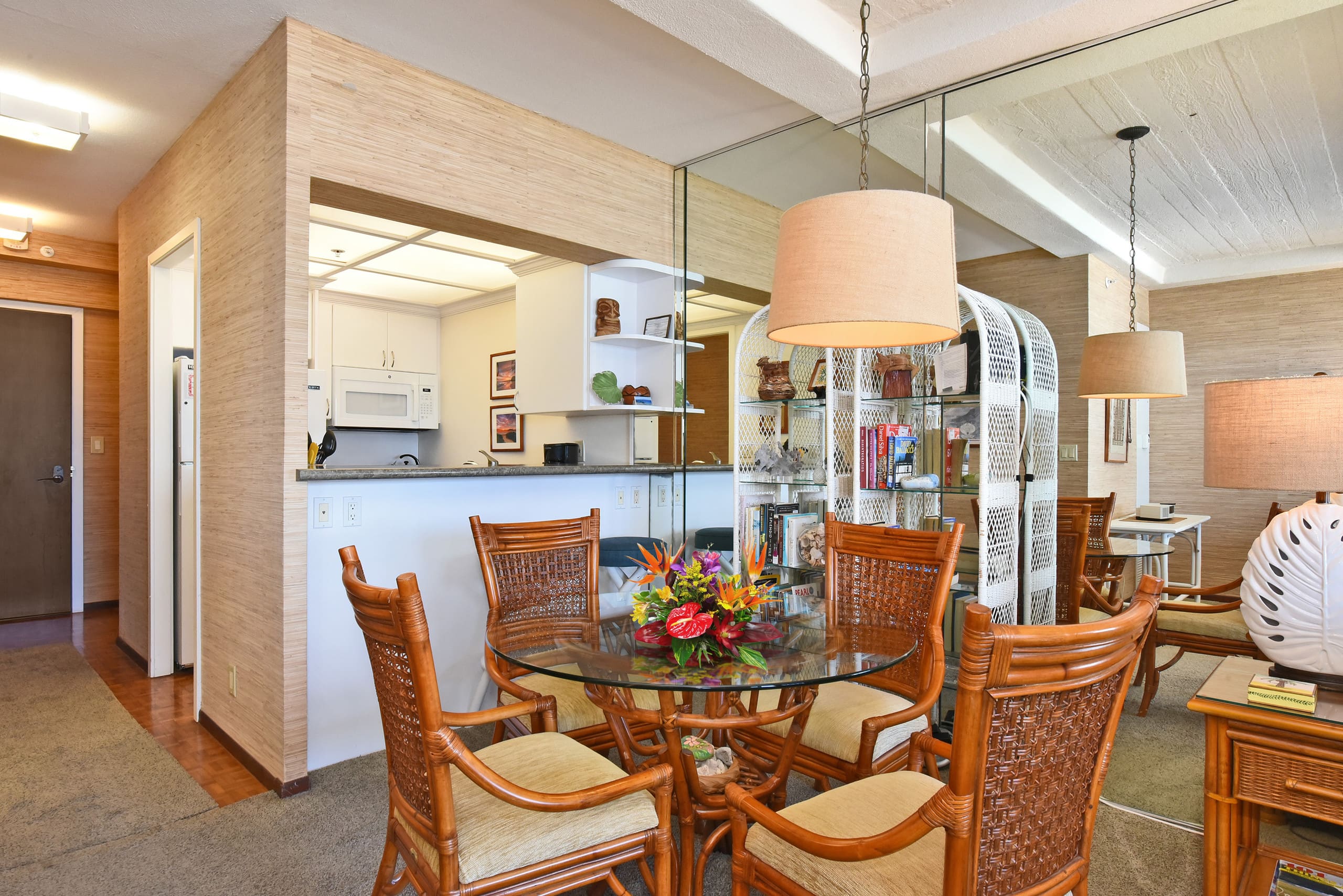 Condo in Lahaina · ★4.97 · Studio · 1 bed · 1 bath - Image 4