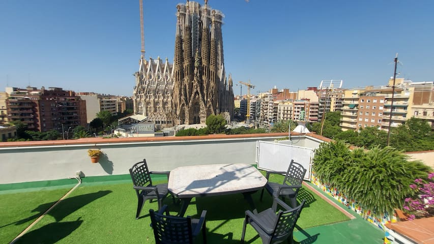 Nothing compare to our unique view in Barcelona -4