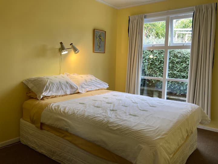 غرفة النوم 1