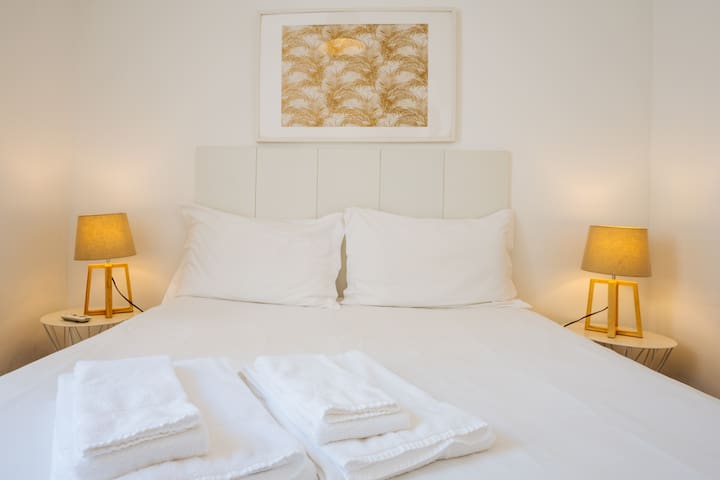Leal & Ribas managed Airbnb listing 1