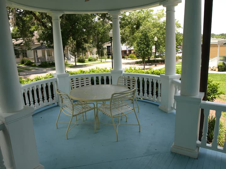 Prabhupada's Rooms, Main St. Alachua