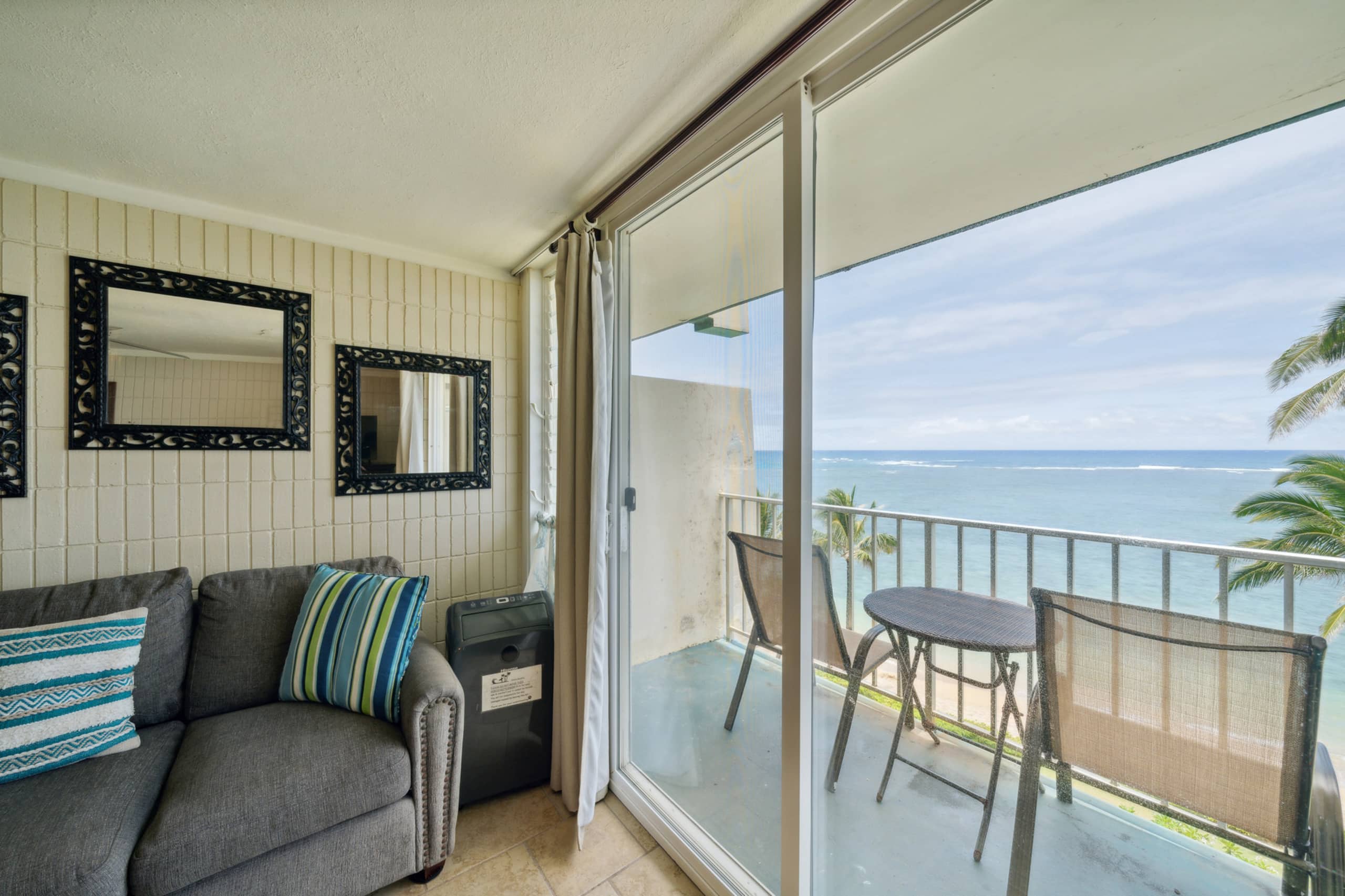 Condo in Hauula · ★4.67 · 1 bedroom · 2 beds · 1 bath - Image 8