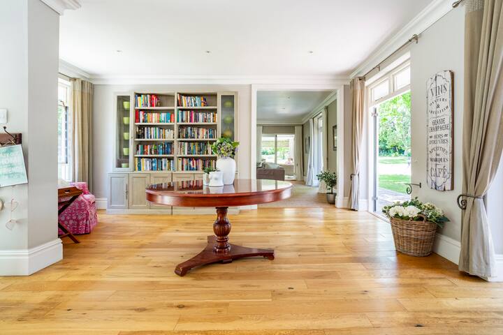 Quiet country home in beautiful garden -Cape Town gallery image 5