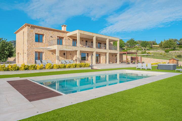 Villa Ca’n Gatulux with private pool for 14 people gallery image 2