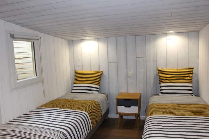 卧室2张床80 x 200