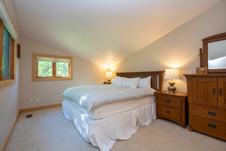 Მთავარი საძინებელი #2