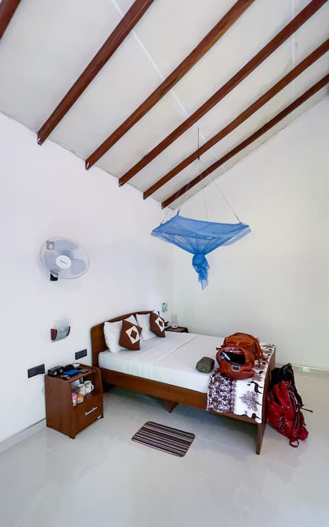 Solitary Resort Ella