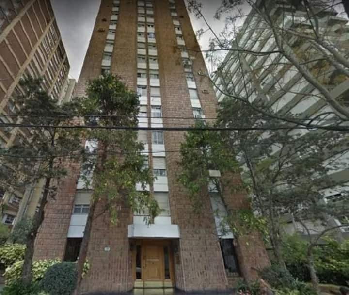 Two-bedroom apartment in Olivos