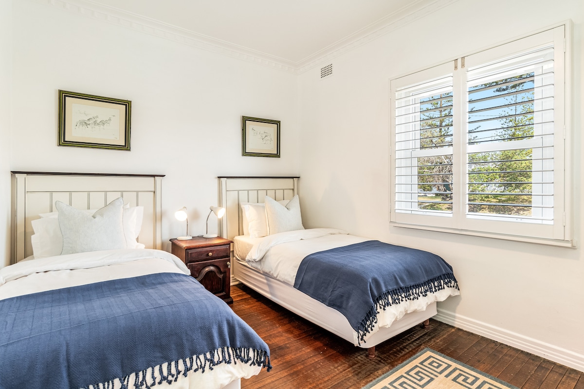 Soba za jednu osobu sa zajedničkom kupaonicom