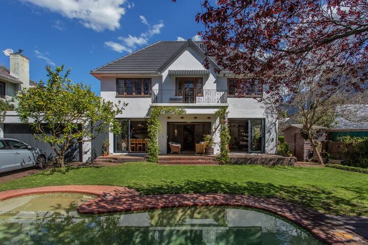 Mountain Shadow Family Home