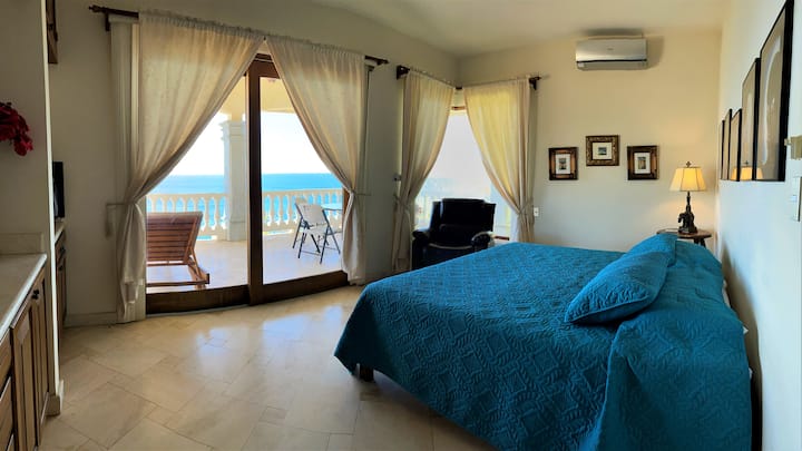 Chumba cha kulala cha Master (Kitanda cha ukubwa wa King)