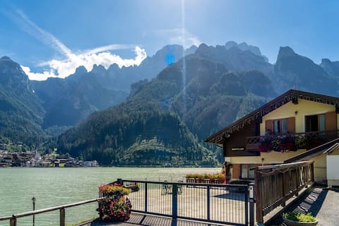 Alleghe Civetta Lake Chalet