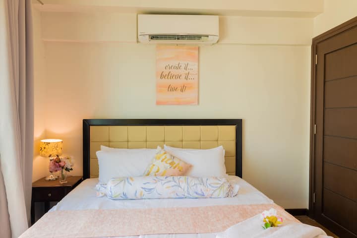 Hlavná spálňa s manželskou posteľou King a matracom Superior. 