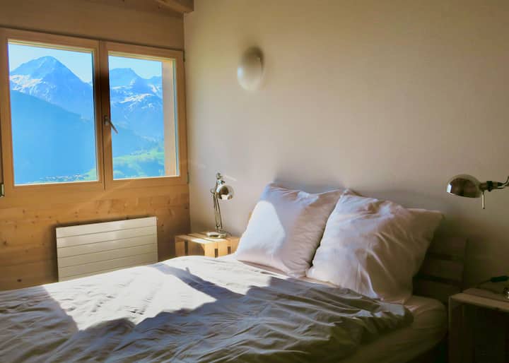 Schlafzimmer 1