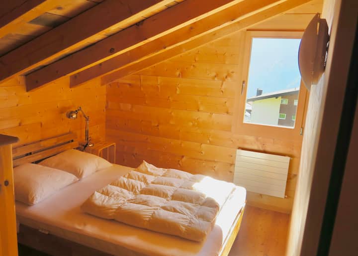 Schlafzimmer 4