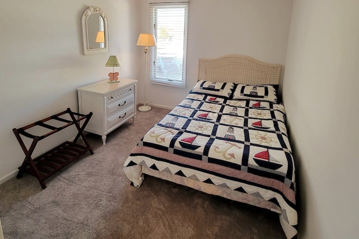 2nd Floor Bedroom (2) with nice Full Size Bed
