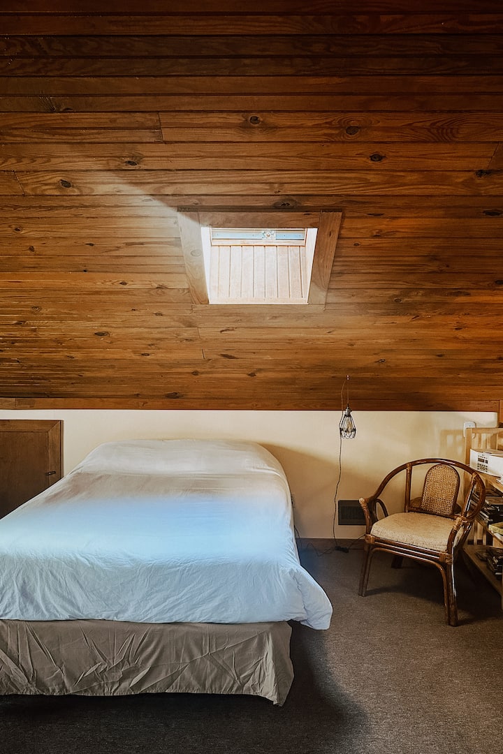 Second Floor Loft: 3 Full-sized beds with memory foam mattresses and 1 twin-sized bed.