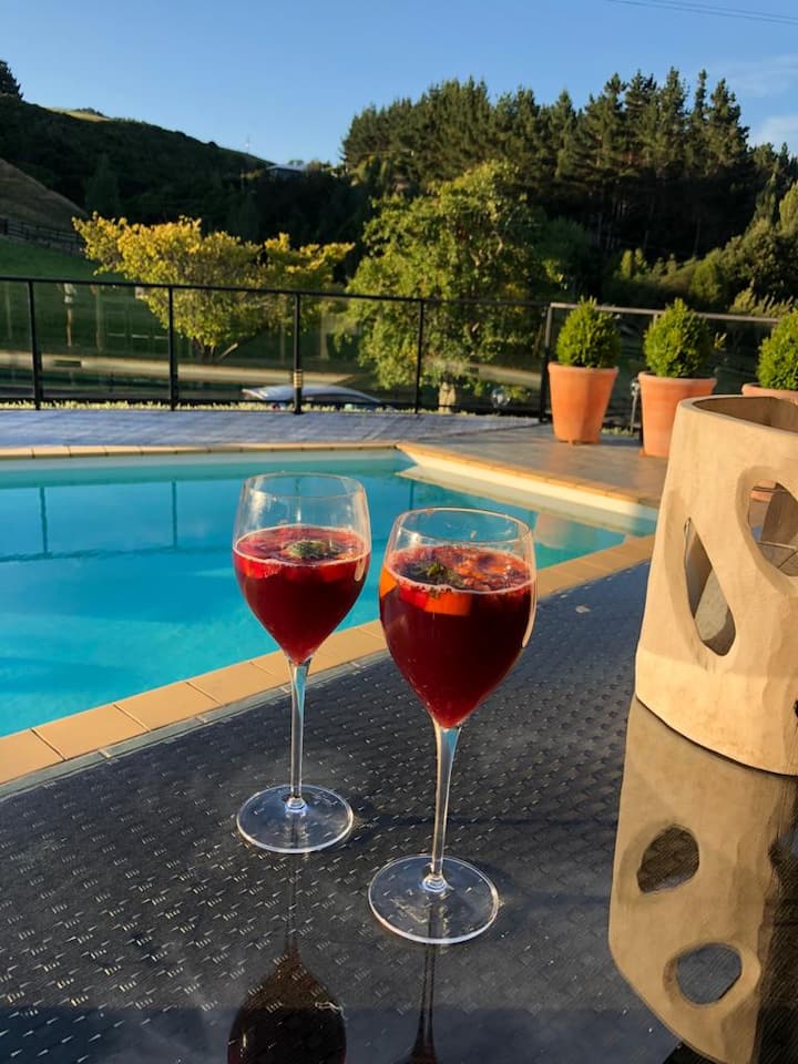 Platinum Lodge, Judgeford near Whitby, Wellington