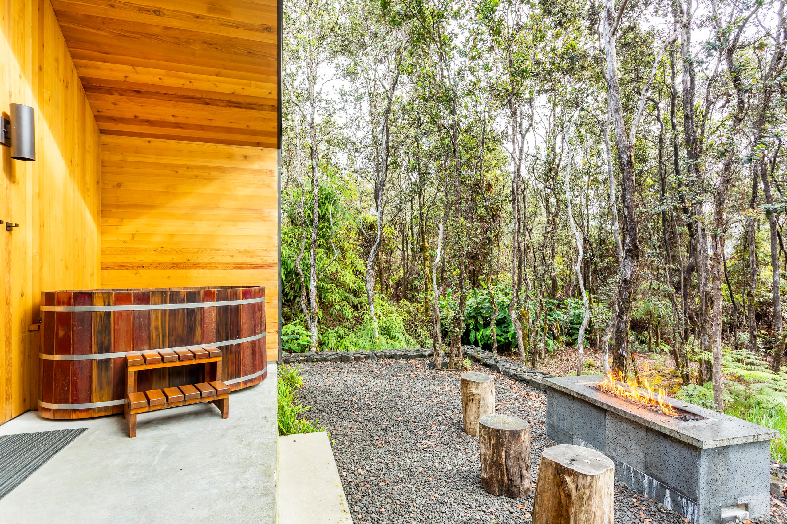 Cabin in Volcano · ★4.96 · Studio · 2 beds · 1 bath - Image 17