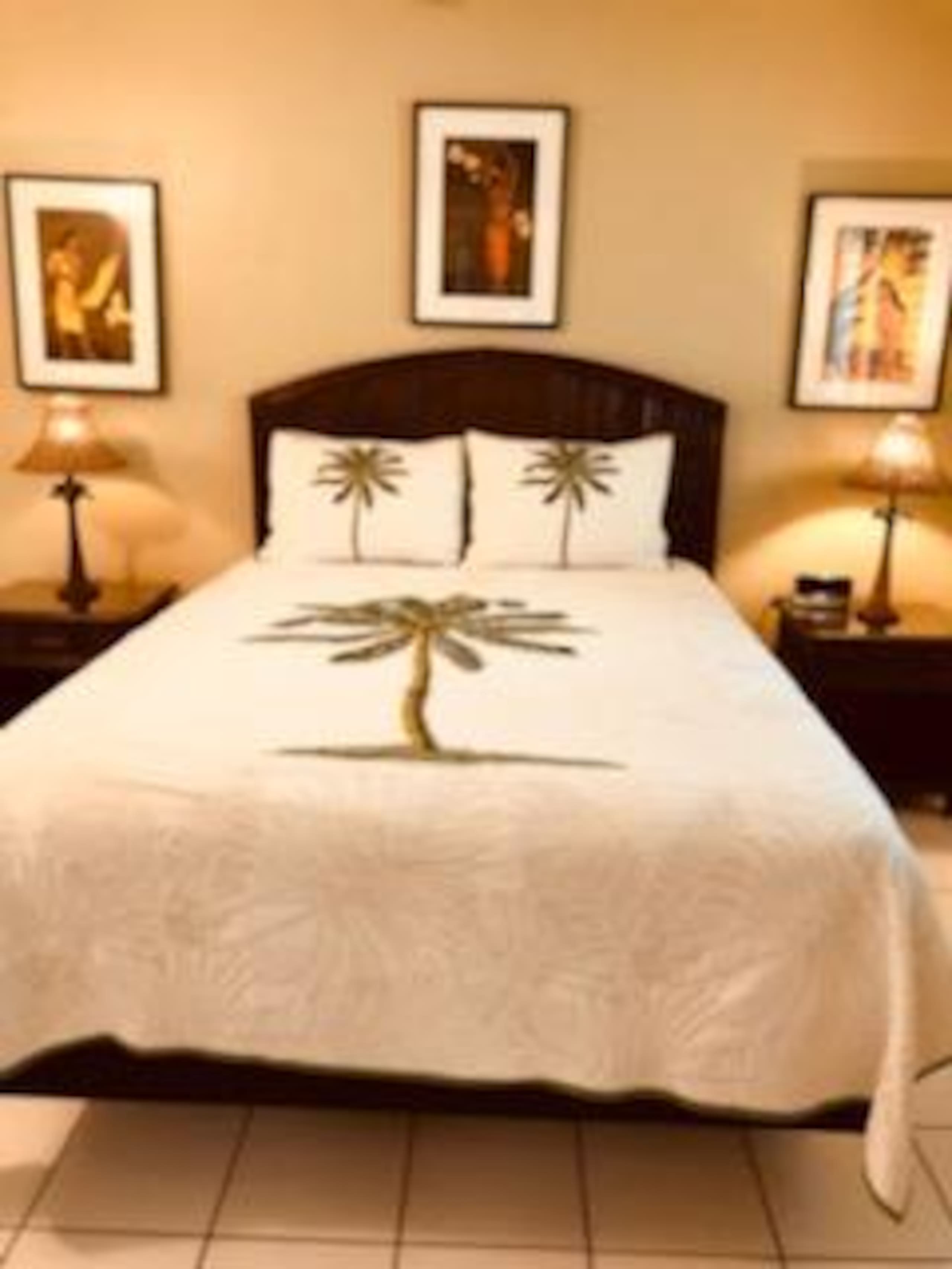 Condo in Wailuku · ★4.93 · 2 bedrooms · 2 beds · 2 baths - Image 4