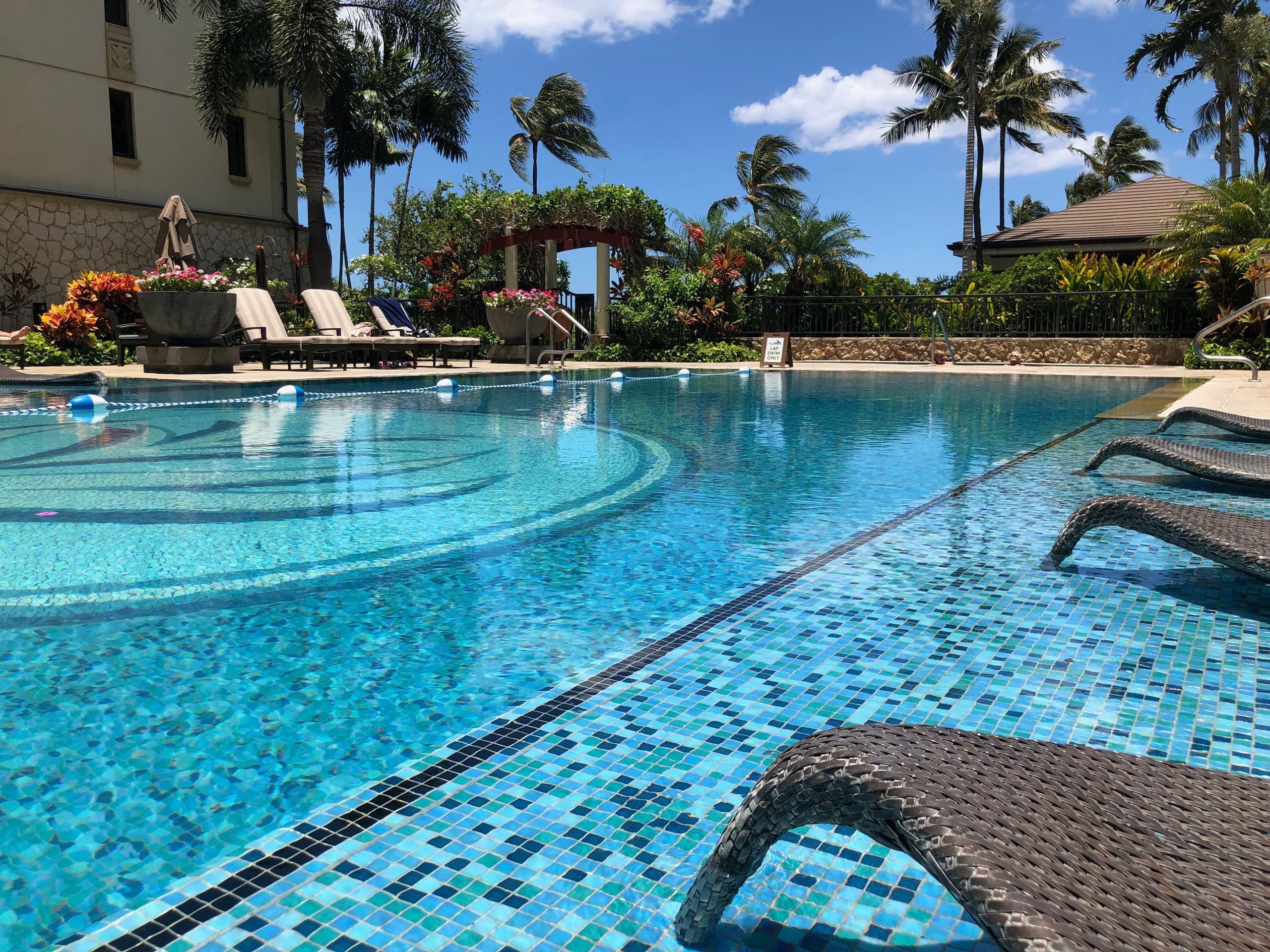 Villa in Honolulu County · ★4.97 · 2 bedrooms · 4 beds · 2 private baths - Image 12