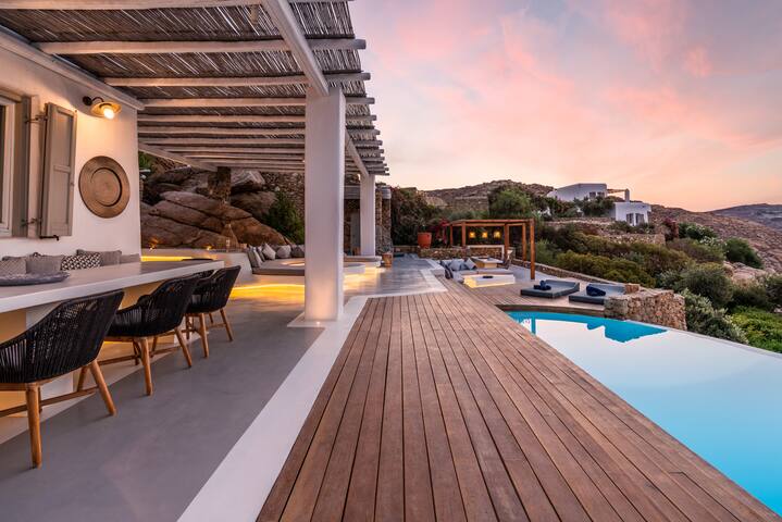 Villa Artisti Mykonos by OWNER gallery image 5