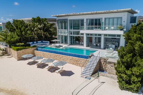 New Aruba Beachfront Estate:gym, beach and pool